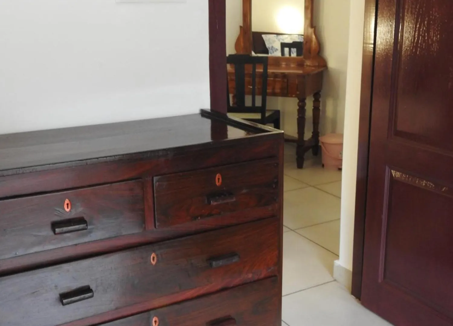 Shoreline Marari Beach Villa At Golden Beach Mararikulam Alappuzha